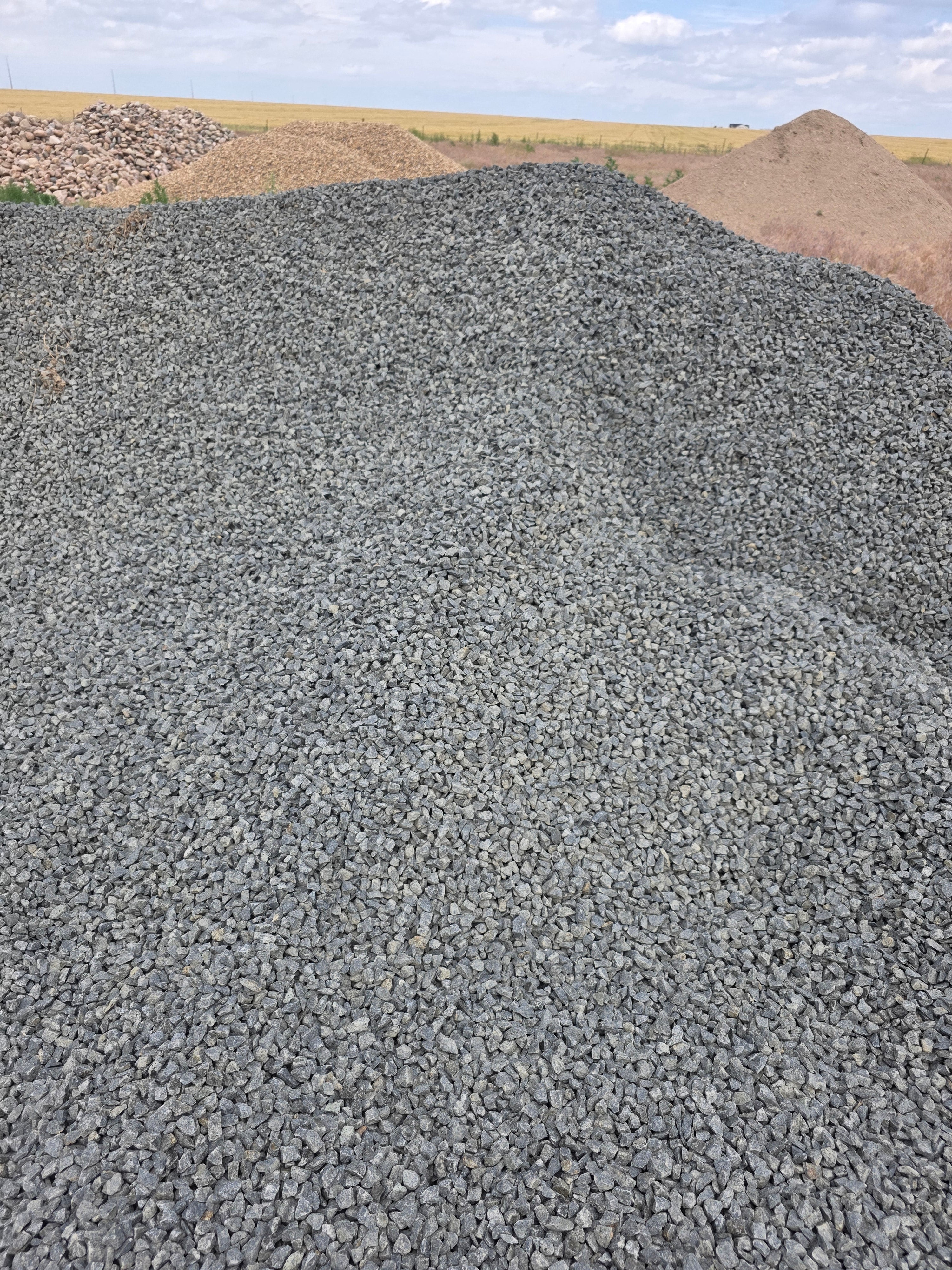 1 ½” Black Granite - Per 1-Ton
